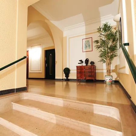 Halevy 5 Stars House *